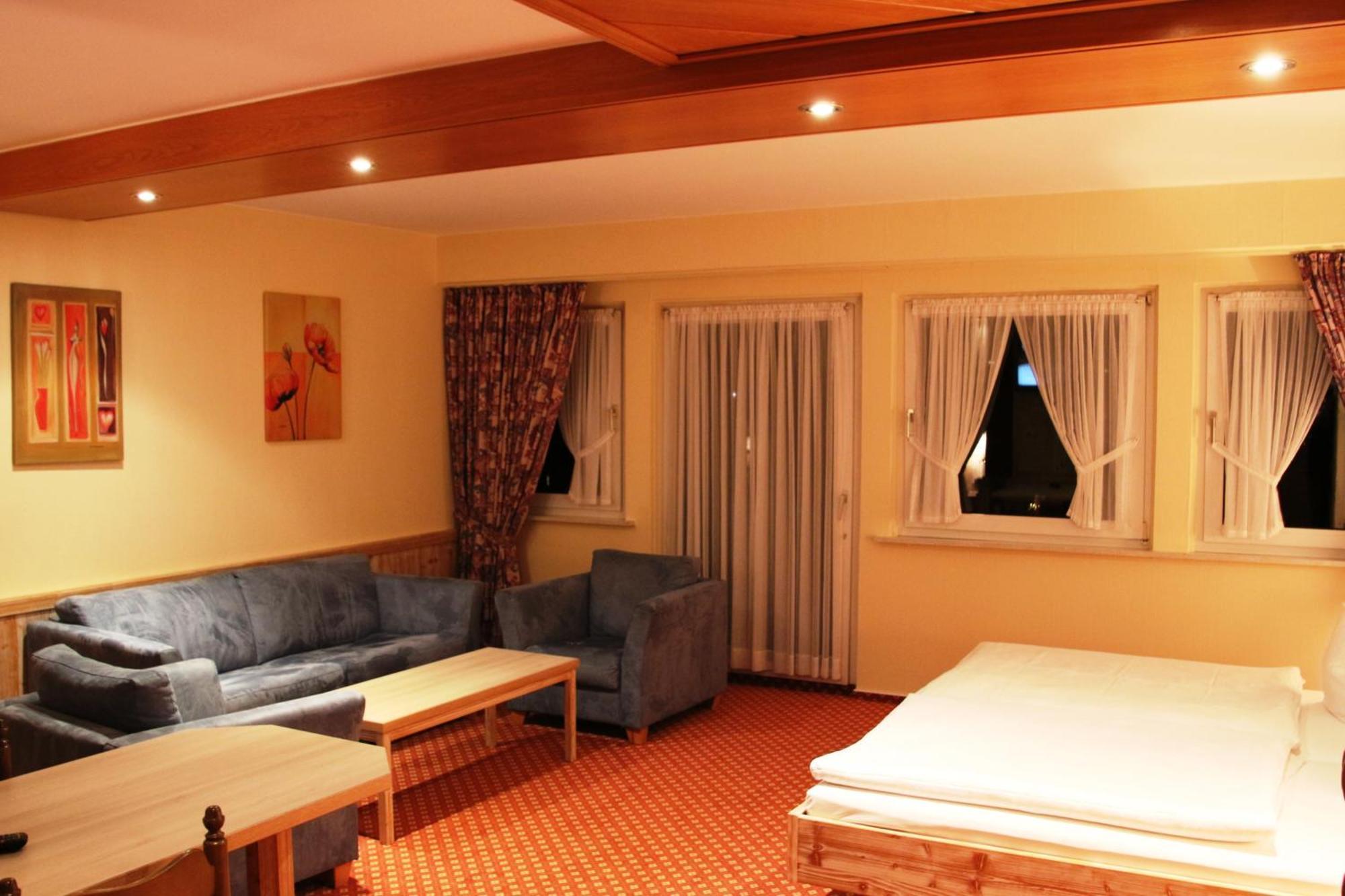 Central-Hotel Winterberg Room photo